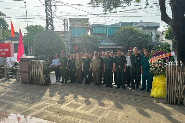 Hội Cựu chiến binh phường Nguyễn Nghiêm tổ chức Lễ dâng hương tại Phù Điêu 68 Chiến sĩ nhân kỷ niệm 50 năm ngày Giải phóng miền Nam, thống nhất đất nước (30/4/1975- 30/4/2025)